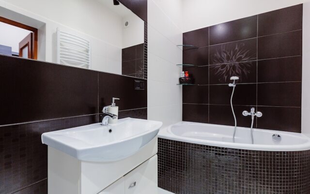 Kings City - Rajska Apartment