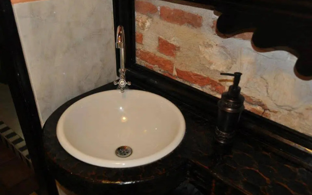 Casa del Noble Hotel Galeria