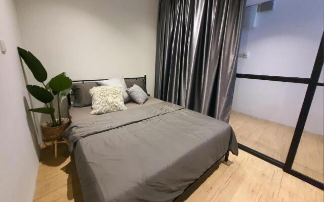 Bangsar Trade Centre Kuala Lumpur by SkyLimit Suites