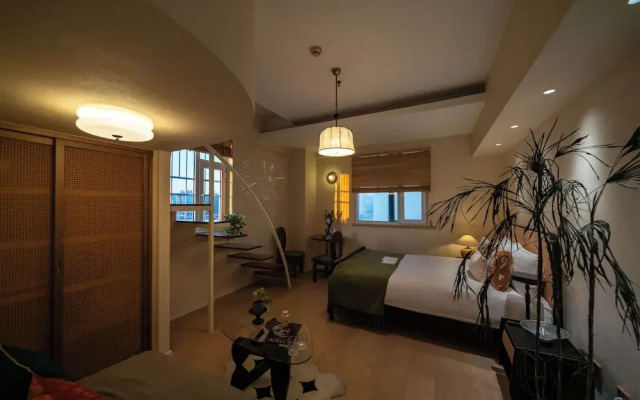 Shanghai Moxi Homestay Sports Stadium