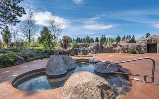 56790 Dancing Rock Loop