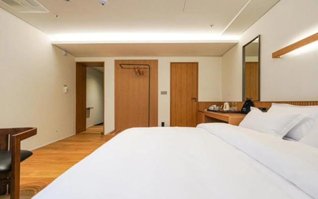 Hotel Ground27
