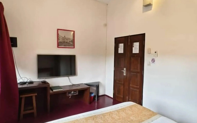 Red Inn Court - Hostel