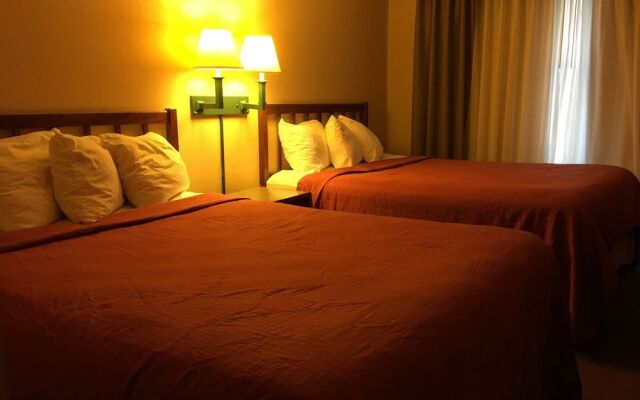 Norwood Inn & Suites
