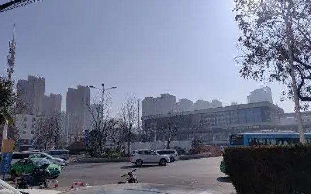 Huaibei Jiangnan Hotel (Train Station North Square Branch)