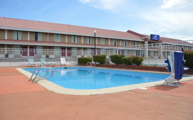 Americas Best Value Inn Tulsa at I-44