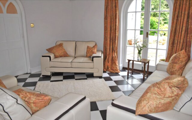Toll House, Emsworth 37078