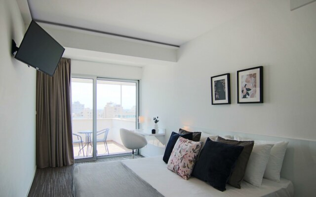 Phaedrus Living Luxury Suite Nicosia 508