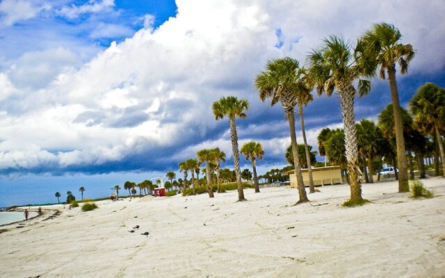 Holiday Inn Express & Suites Trinity