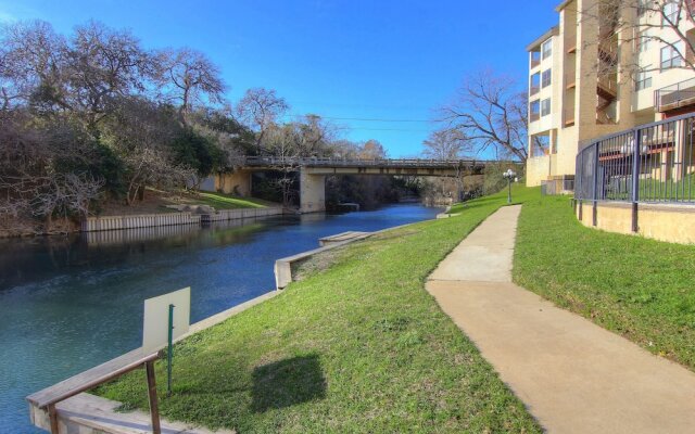 New Braunfels on the River