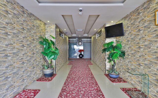 OYO 268 Durrat Alamaken Furnished Apartments