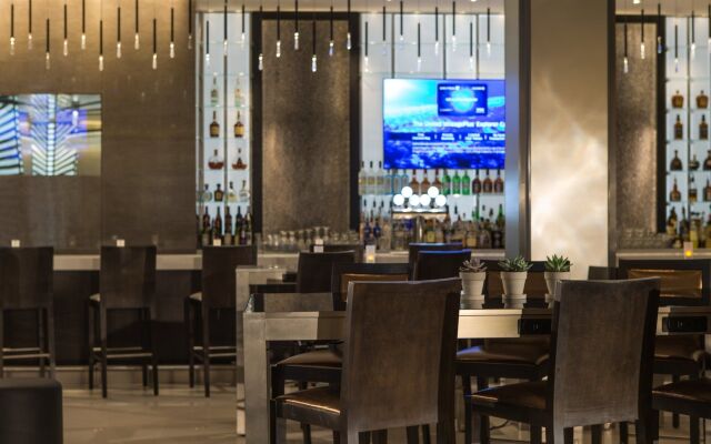 Hotel Chicago Downtown, Autograph Collection by Marriott
