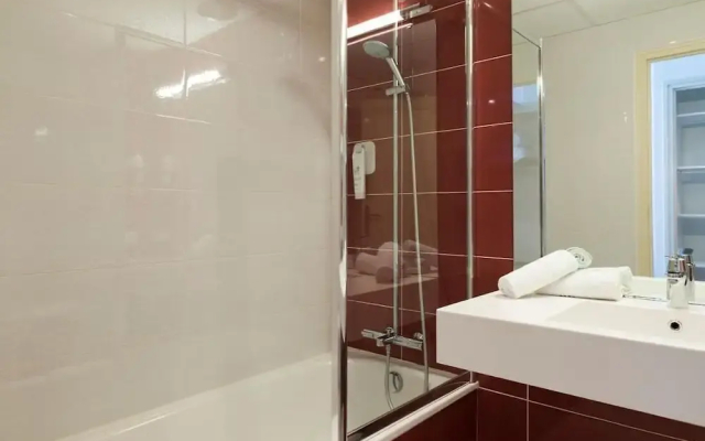 Brit Hotel Confort Limouzi Tulle