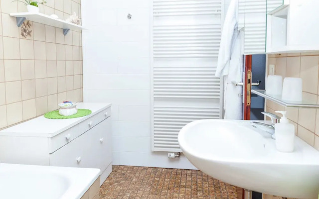 Cozy Apartment in Betzenrod near Lake