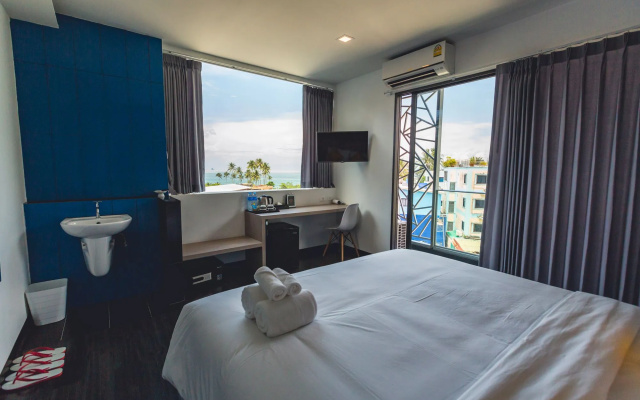 Wake Up Aonang Hotel