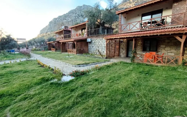 Tas Evler Butik Otel Sirince
