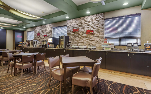 Best Western Plus The Inn At St. Albert