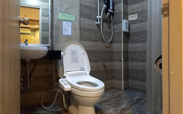 Komol Residence Bangkok