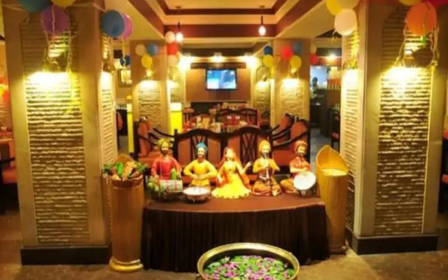 Hotel Rajmahal