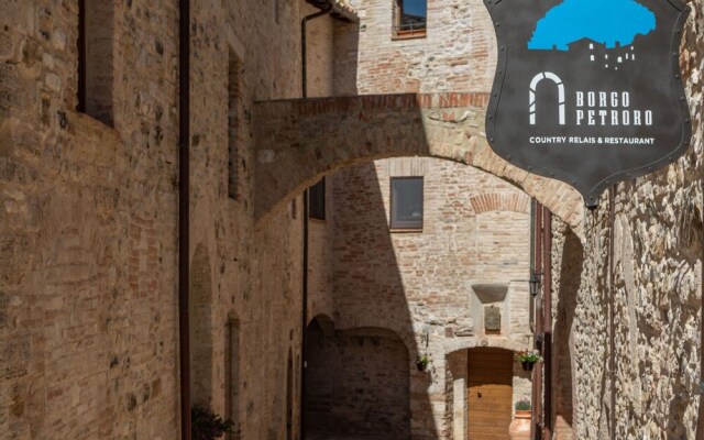 Borgo Petroro