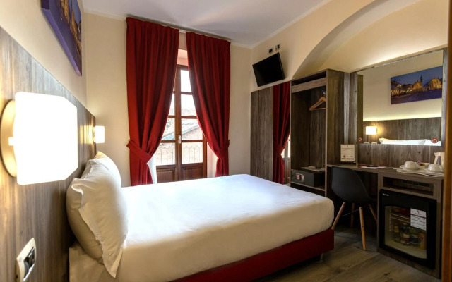 Hotel Urbani