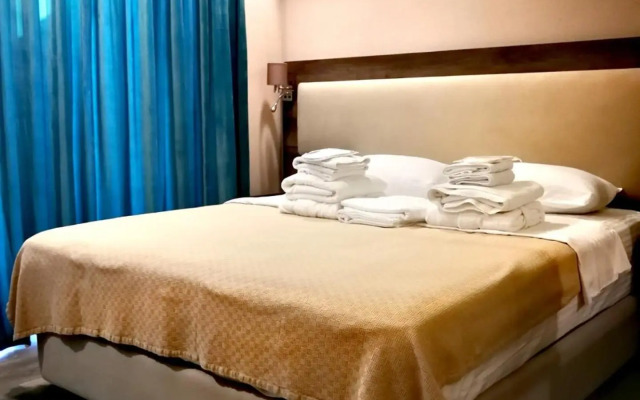 Luxury Hotel Studio Suite Apartment