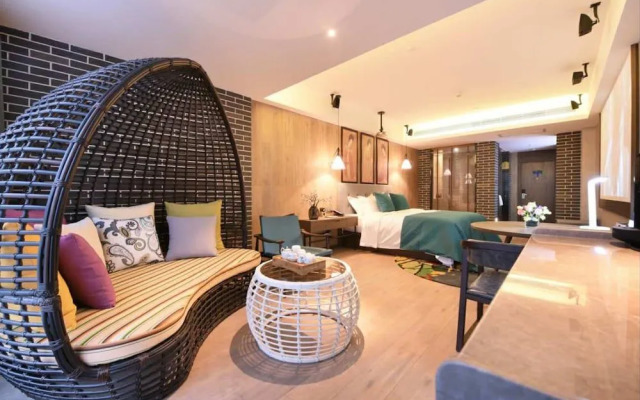 Mehood Hotel