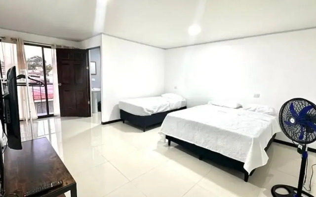 Airport SJO5 min -Marianas Apartments