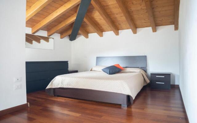 042 - Attico delle Pesche 10 minuti Mare, RISTRUTTURATO