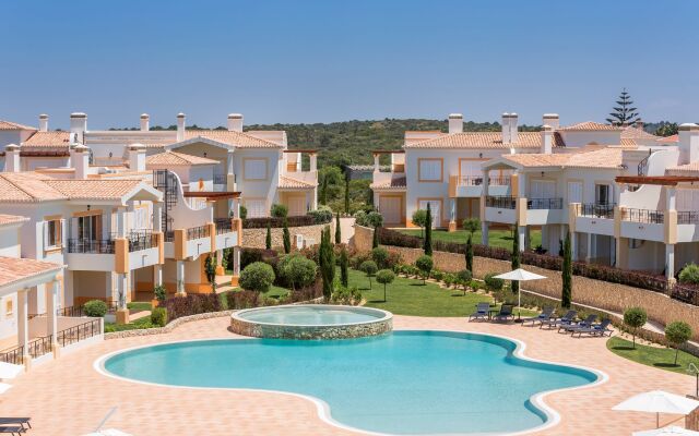 NAU Salema Beach Village