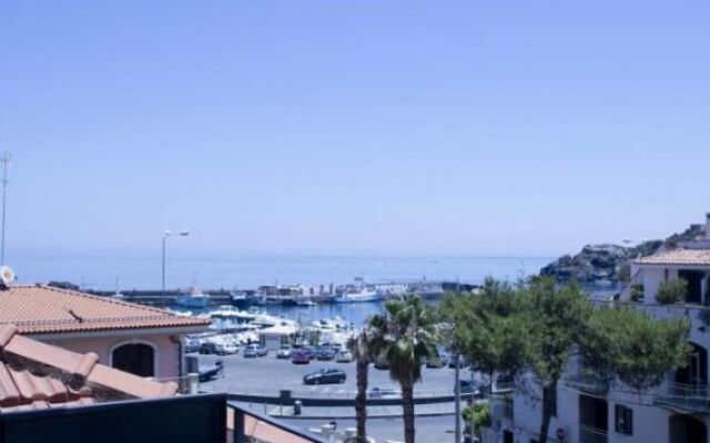 Il Grippiale B&B Aci Trezza