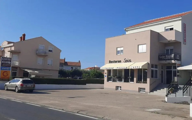 Posteja Rooms