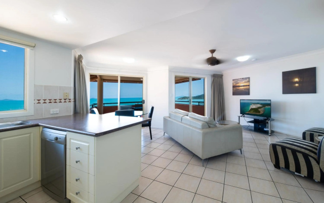 Martinique Whitsunday – Guest Rooms – Airlie Beach