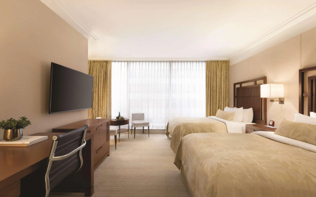 Hyatt Vancouver Downtown Alberni Hotel