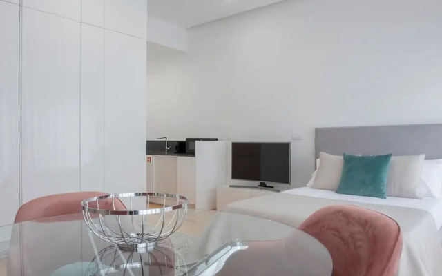 Liiiving in Porto Downtown Luxury Apartment 3R