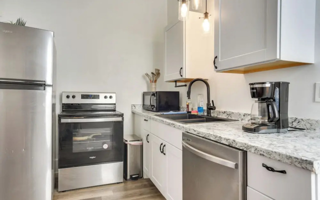Near UNM & ABQ Biopark: East Dtwn Studio