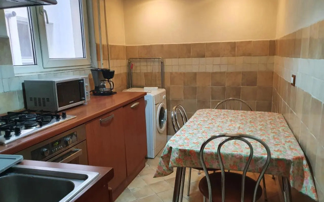 2 rooms unirii