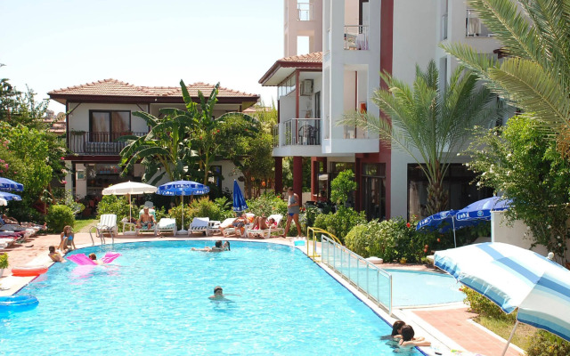 Elis Beach Hotel
