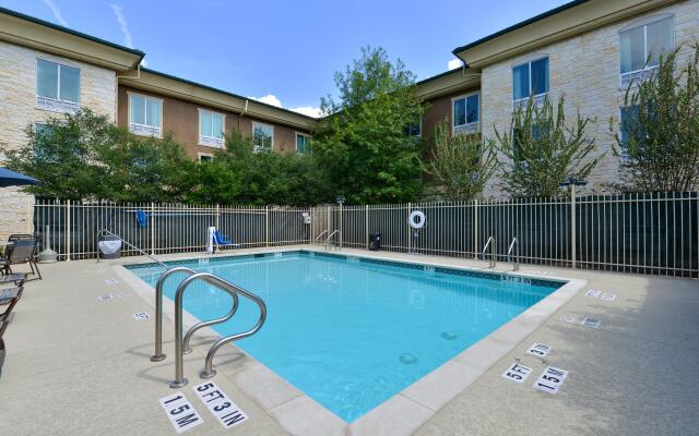 Holiday Inn Express & Suites Austin SW - Sunset Valley by IHG