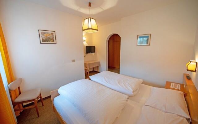 Apartment 4 Holiday - Apartments Alara