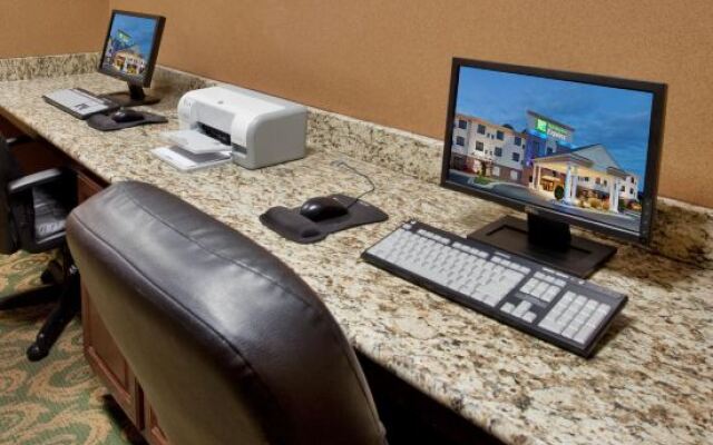 Holiday Inn Express Rolla