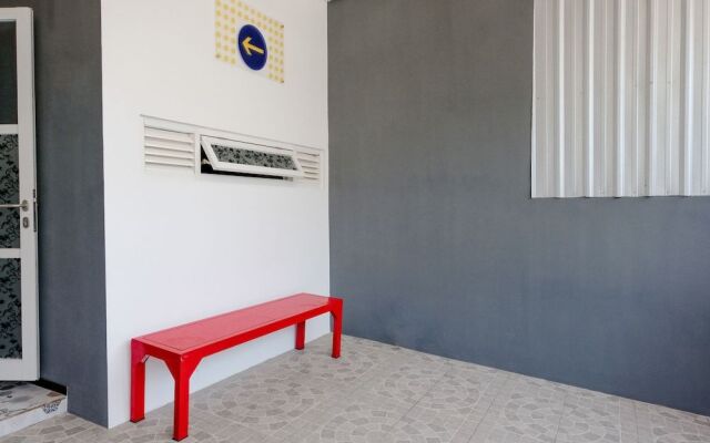 Spot on 1704 Roemah C9 Residence