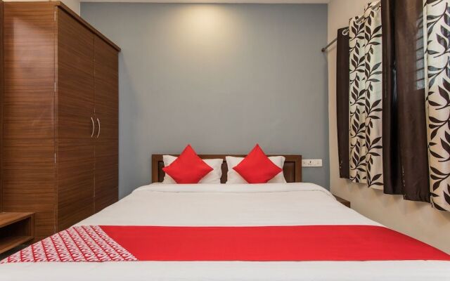 Oyo 17161 Hotel Mahalaxmi