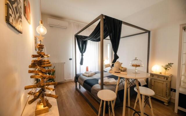 Le Stanze Di Brando E Nico