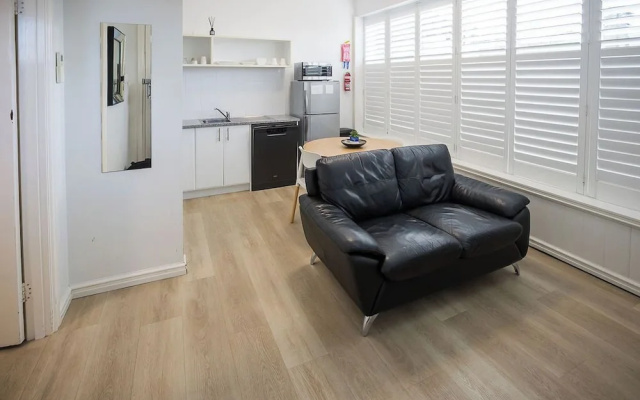 Albany Central Apartments – Guest Rooms – Albany
