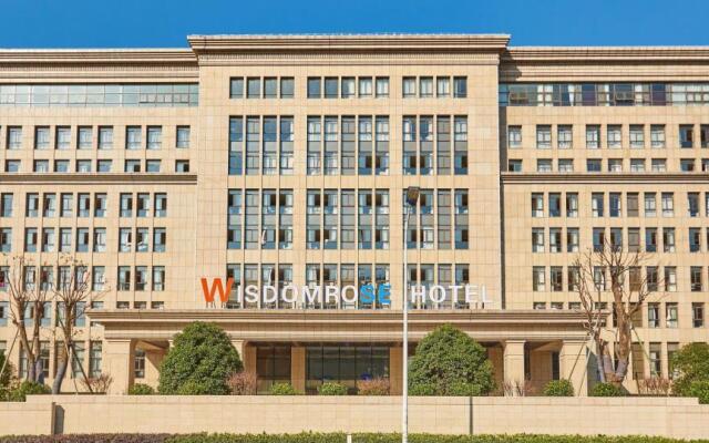 Wisdom Rose Hotel