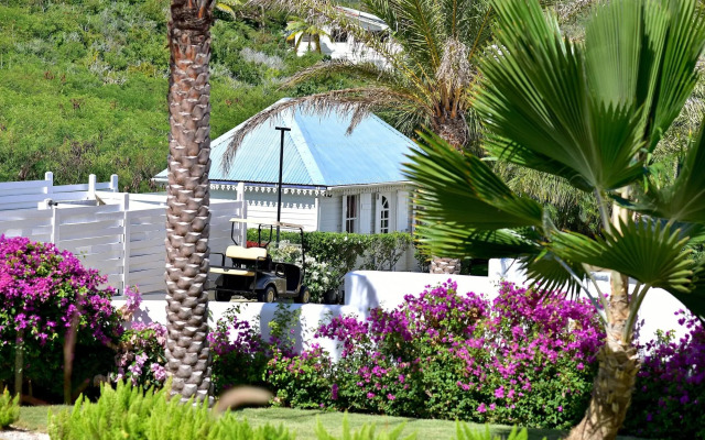 Coral Beach Club Villas & Marina