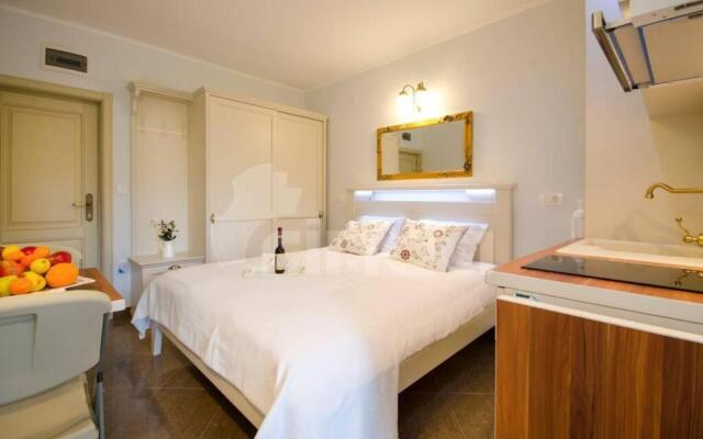 Studio Centener Rustico Gold