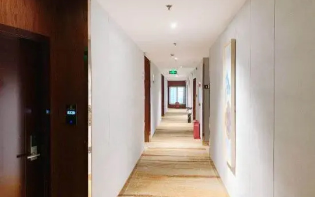 Homeinn Selected Hotel (Huai'an Zhou Enlai Memorial East Bus Station)