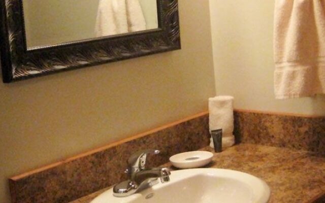 Travelers Rest Lodge